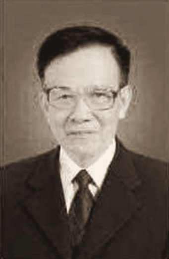 Chân dung Nhà giáo Ưu tú Lê Thái Phong